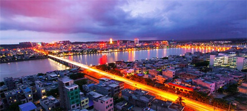 加盟锅状元涮烤小火锅如何选址