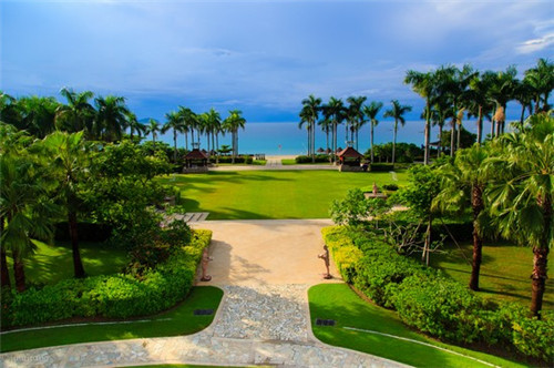 2025红木家具连锁店哪家项目有优势（红木家具厂家直销店）